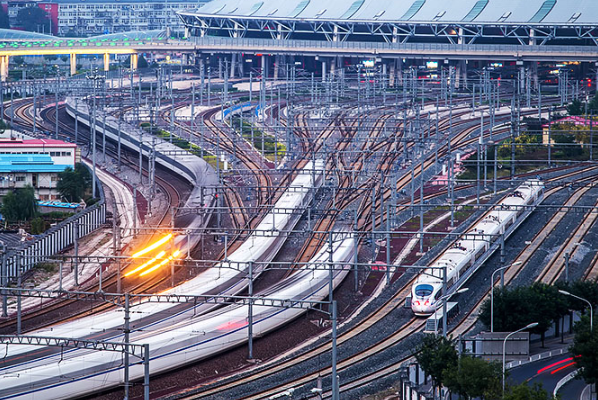 東田國產(chǎn)化上海工控機(jī)助力鐵路.png